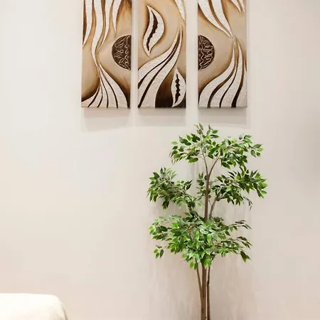 Apartment Beauty - By The Danube Budapest